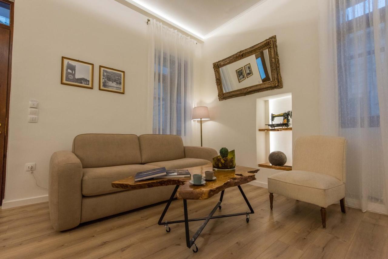 1571_ Suites A2 Nafpaktos Eksteriør billede